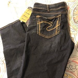 Silver Suki Mid Skinny Jeans NWT